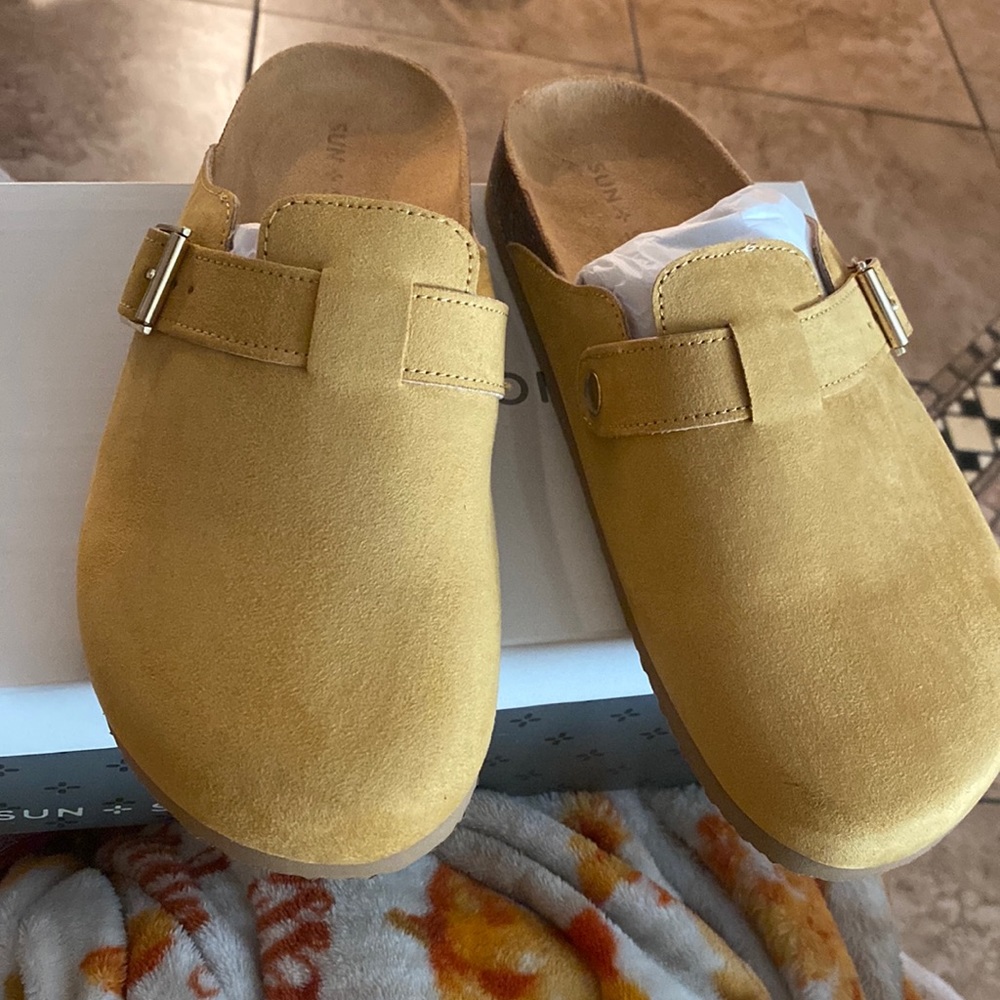New mules / clogs NWB